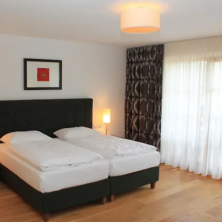 霍施特劳恩湖萨尔茨卡默古特酒店 4*