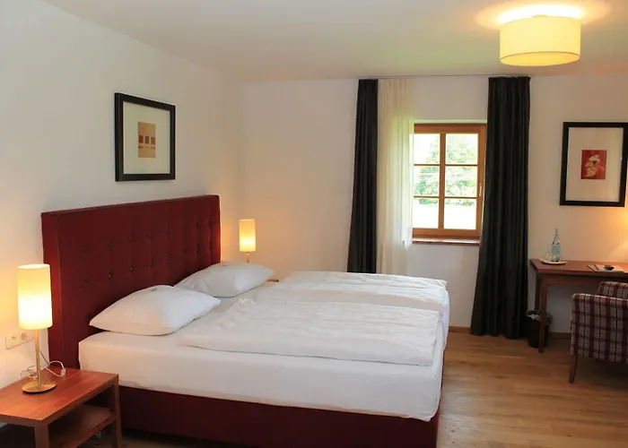 Hochsteg Guetl | Traunsee Salzkammergut 4* エーベンゼー