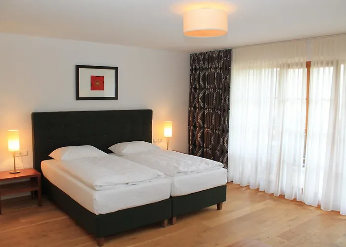 霍施特劳恩湖萨尔茨卡默古特酒店 4*