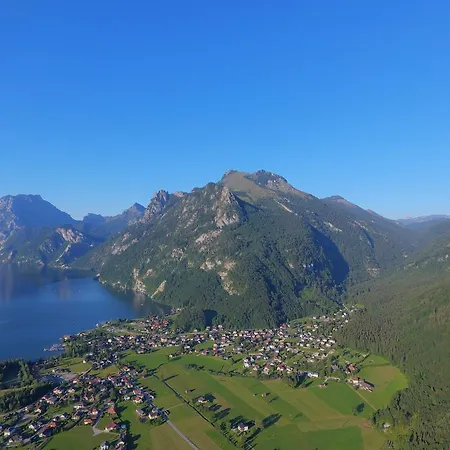 Hochsteg Guetl | Traunsee Salzkammergut 4*
